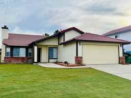 featured image of 1532 Michelle Ave