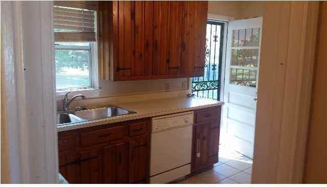 282 Jackson Blvd - Photo 6 of 17