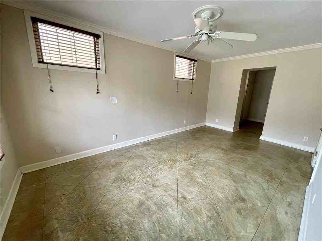 1615 Government St #D - Photo 5 of 10