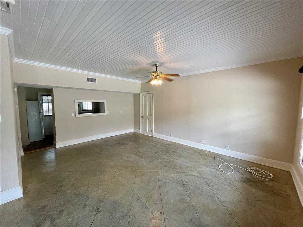 1615 Government St #D - Photo 7 of 10