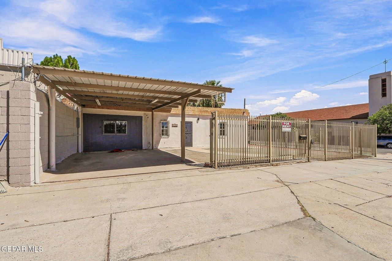 3701 Hueco Ave - Photo 2 of 24