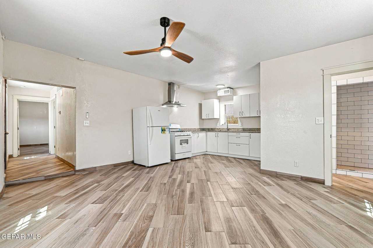3701 Hueco Ave - Photo 6 of 24