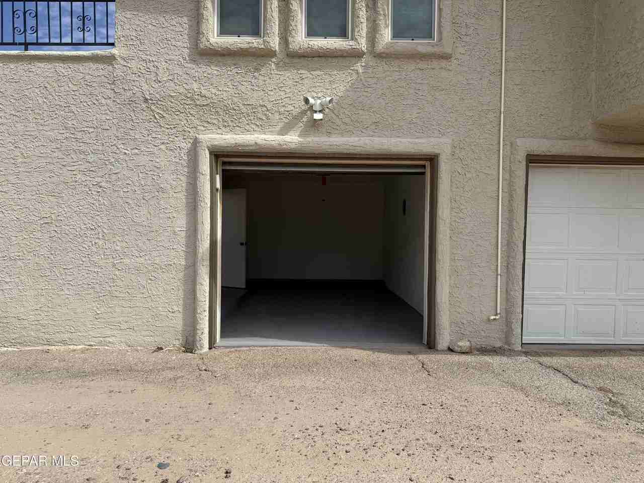 10642 Cuatro Vistas Dr #D - Photo 6 of 24