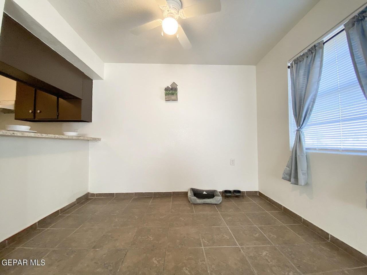 4700 Maxwell Ave #16 - Photo 7 of 13