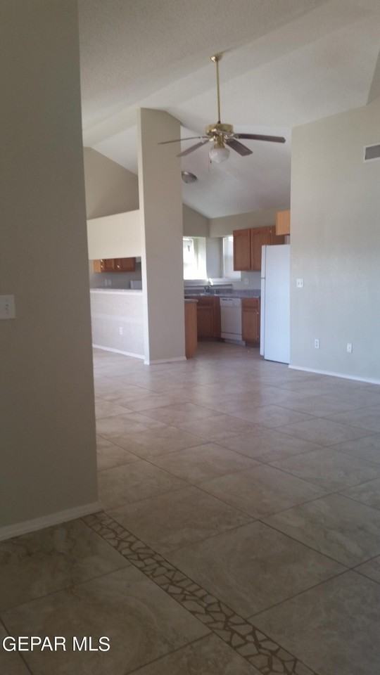 505 Von Bargen Dr - Photo 2 of 6