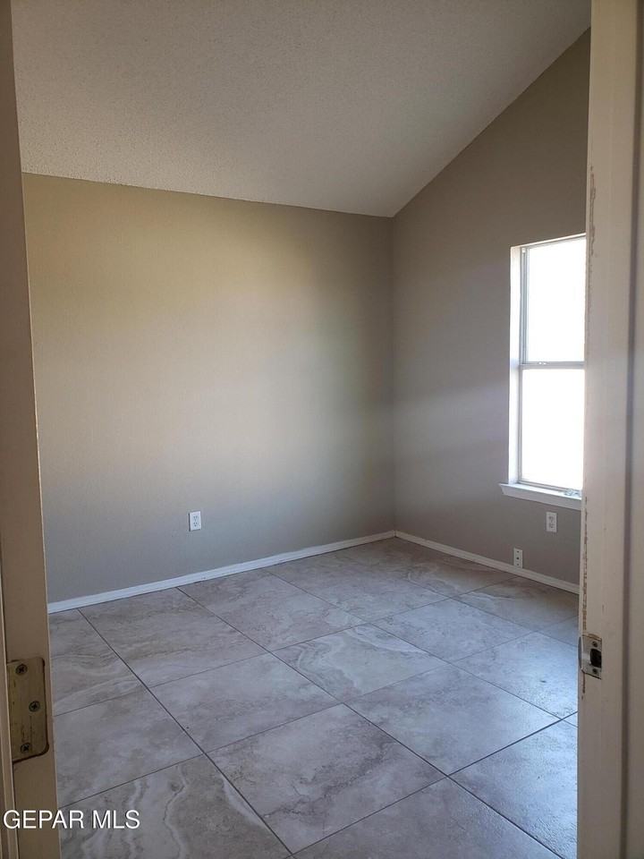 505 Von Bargen Dr - Photo 6 of 6