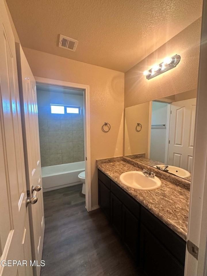 720 Villa Romero Dr - Photo 7 of 16