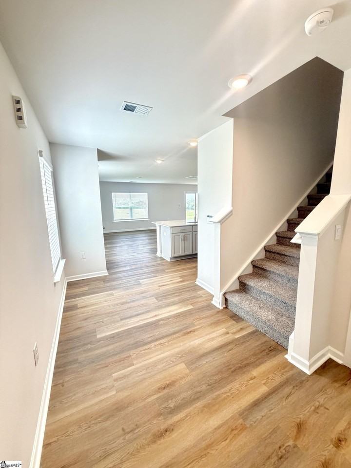 4158 Springshire Ln - Photo 2 of 34