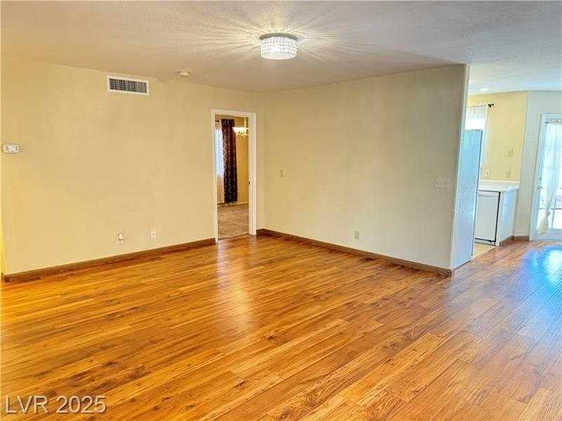 8004 Celestial Ave #101 - Photo 5 of 18
