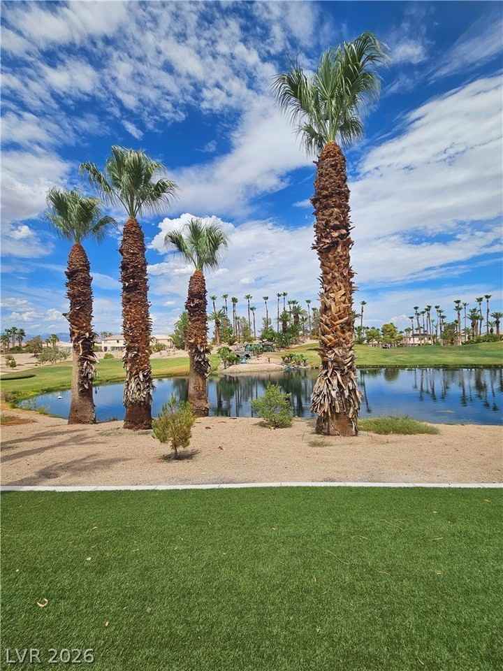 159 Tall Ruff Dr - Photo 3 of 31
