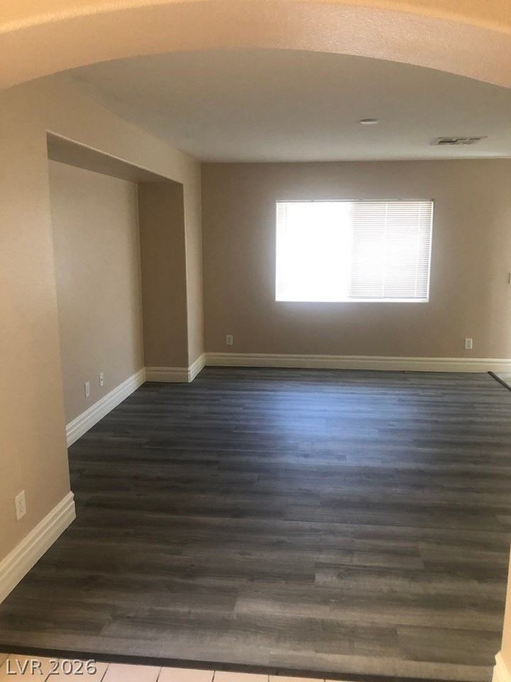 298 Fairway Woods Dr - Photo 3 of 18
