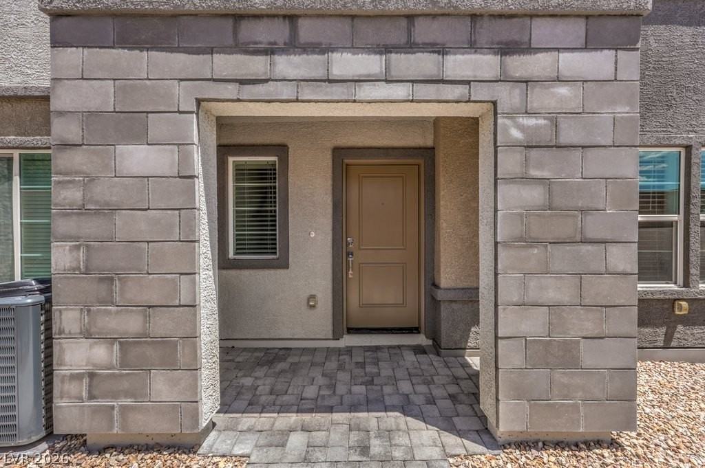 6197 Garden Crest St - Photo 3 of 29