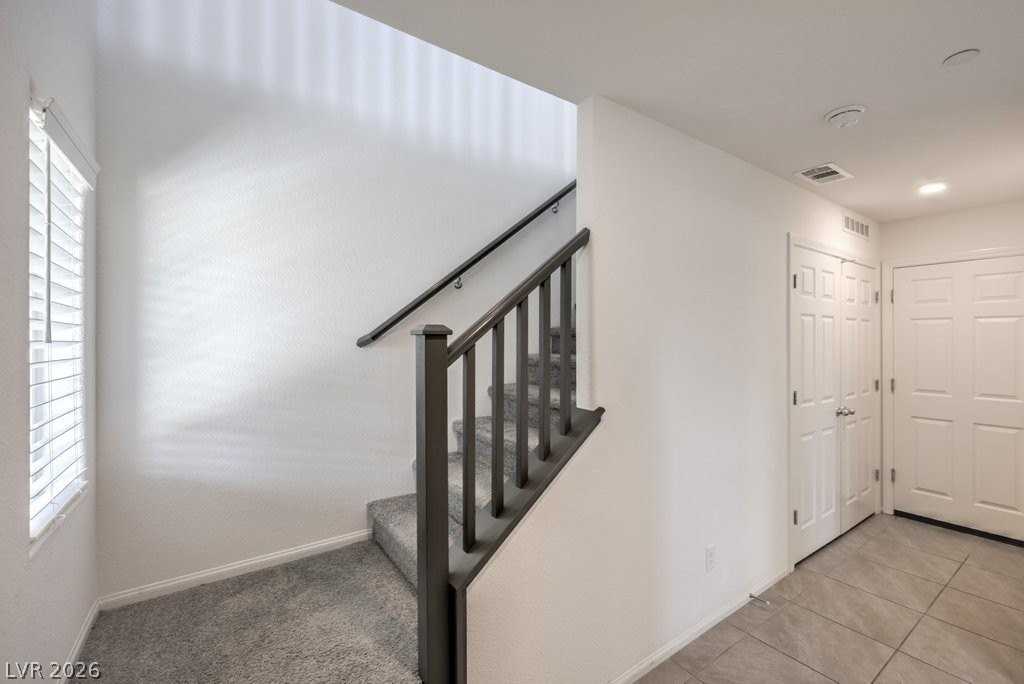 6197 Garden Crest St - Photo 4 of 29