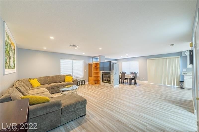 4565 S Bonita Vista St - Photo 2 of 26
