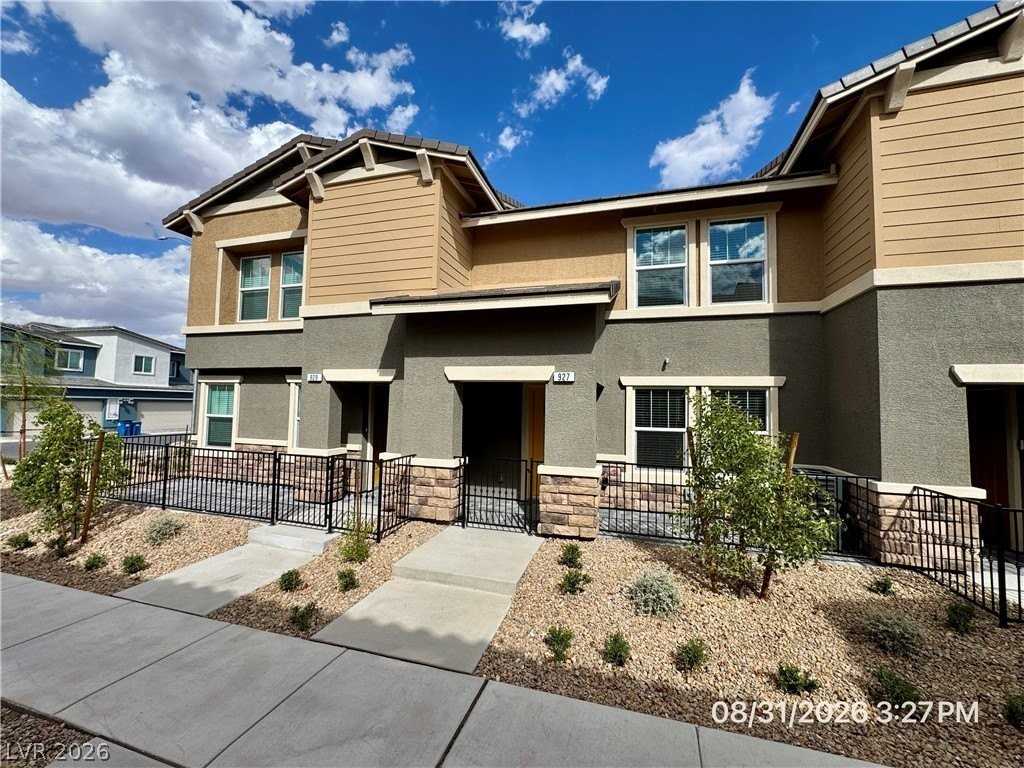 927 Pink Sugerbird St - Photo 2 of 50