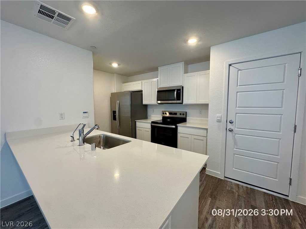 927 Pink Sugerbird St - Photo 4 of 50