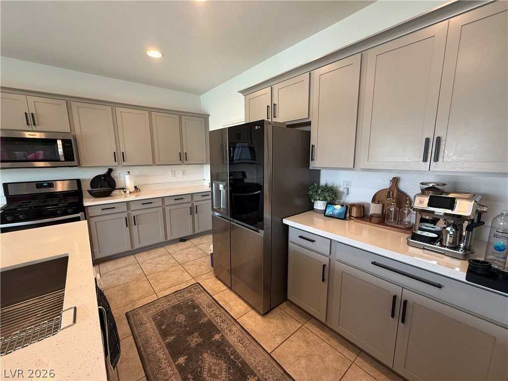 9234 Swift Current Dr - Photo 2 of 45