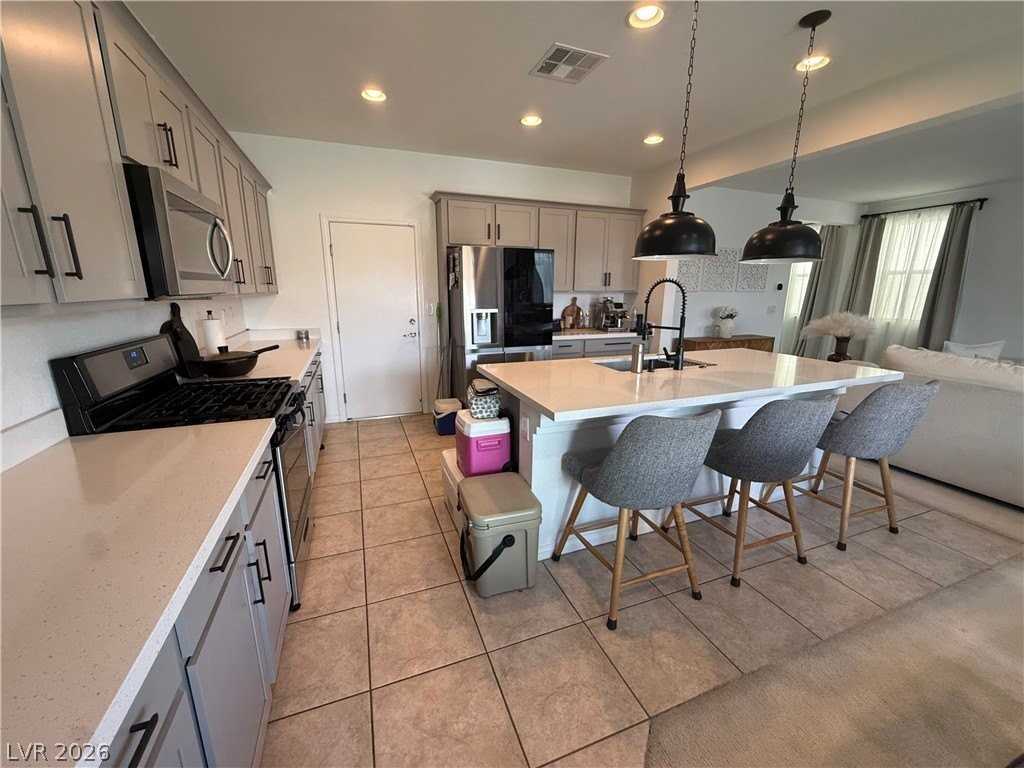 9234 Swift Current Dr - Photo 6 of 45