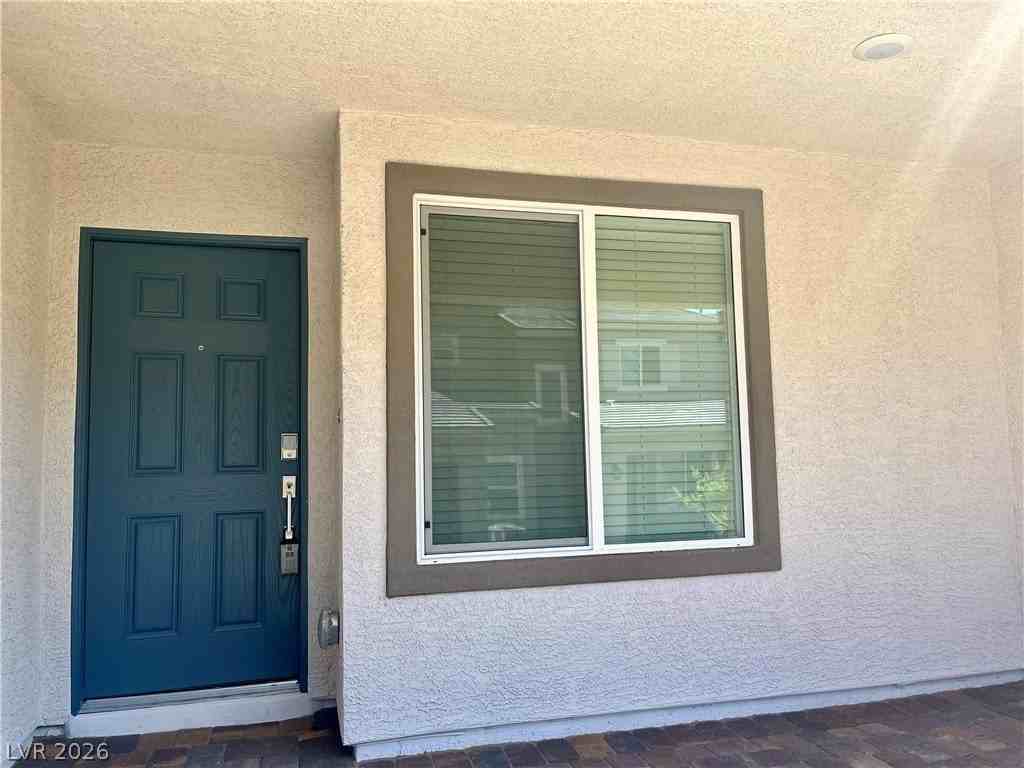 10777 Evelyn Yard Ct - Photo 3 of 50