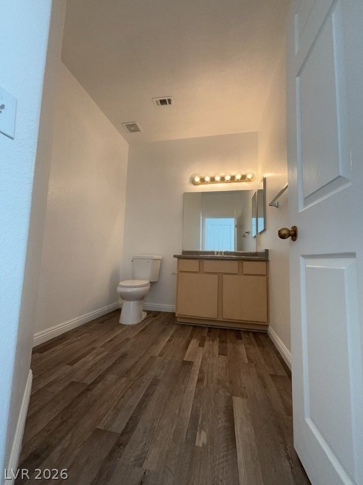 4915 E Russell Rd #151 - Photo 7 of 9