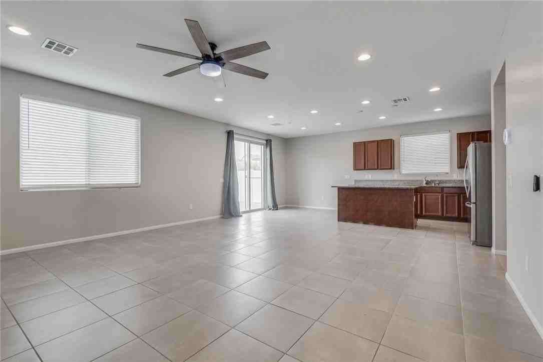126 Pivot Ave - Photo 3 of 19