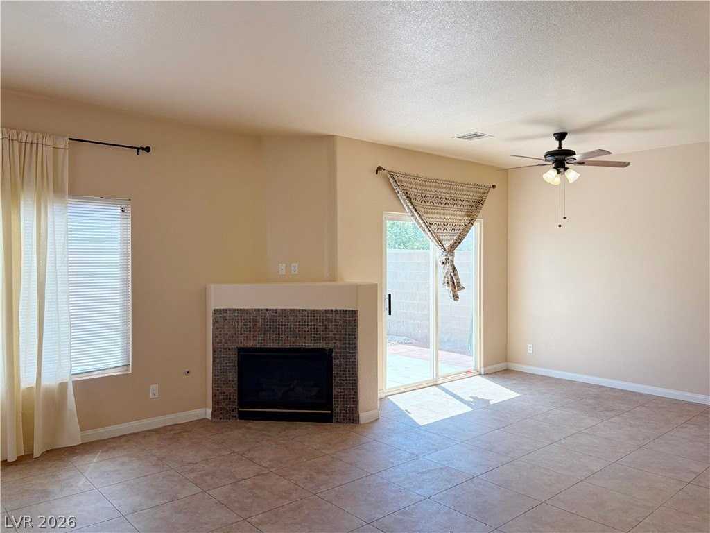 8455 Faucet Ave - Photo 5 of 50