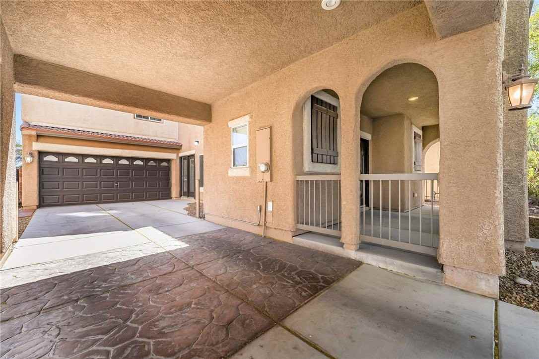 9372 Glendora Valley St - Photo 2 of 24