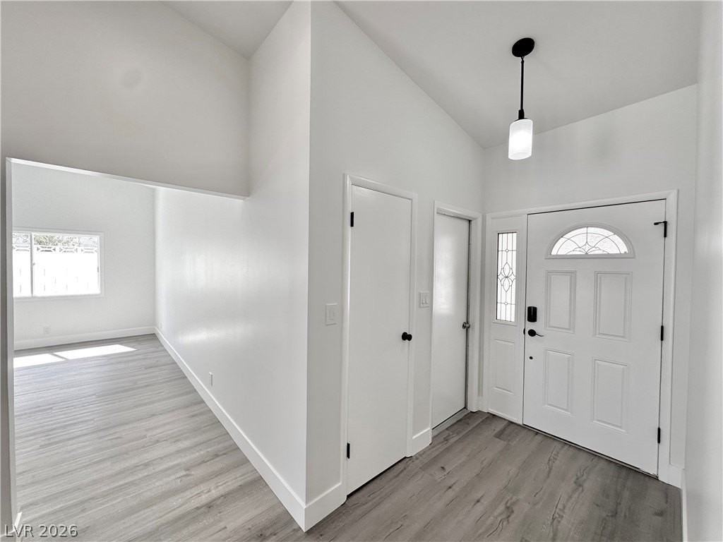401 Holcomb Cir - Photo 6 of 34