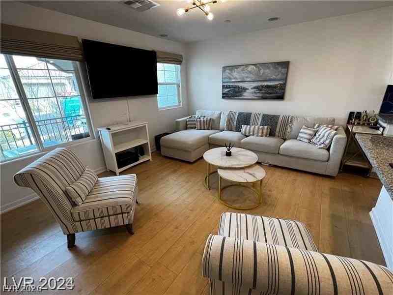 749 Omaggio Pl - Photo 5 of 19