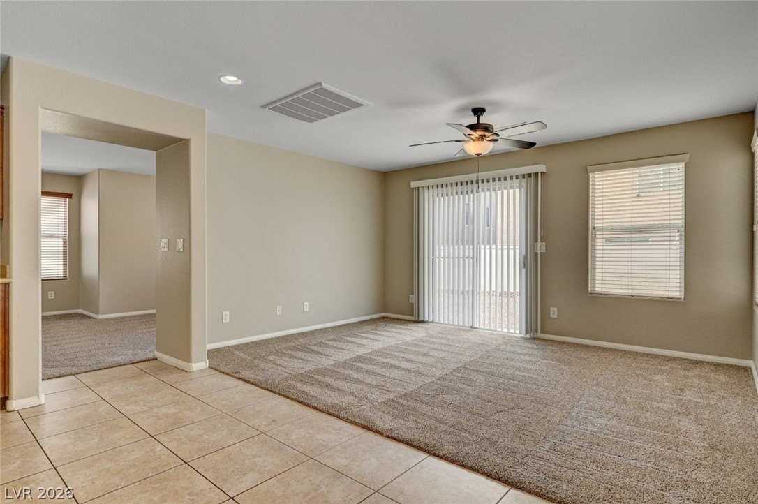 9015 Alex Creek Ave - Photo 4 of 45