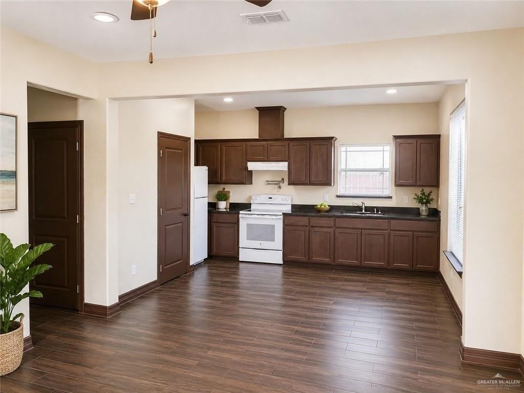 215 Fig Dr #2 - Photo 4 of 13