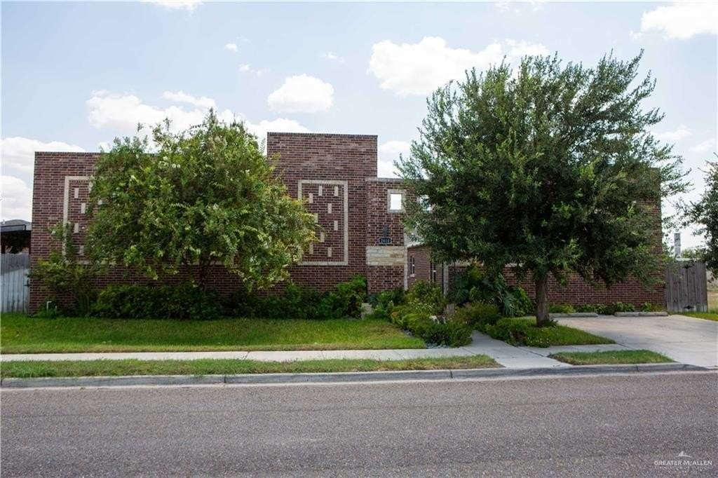 2810 Primrose #4