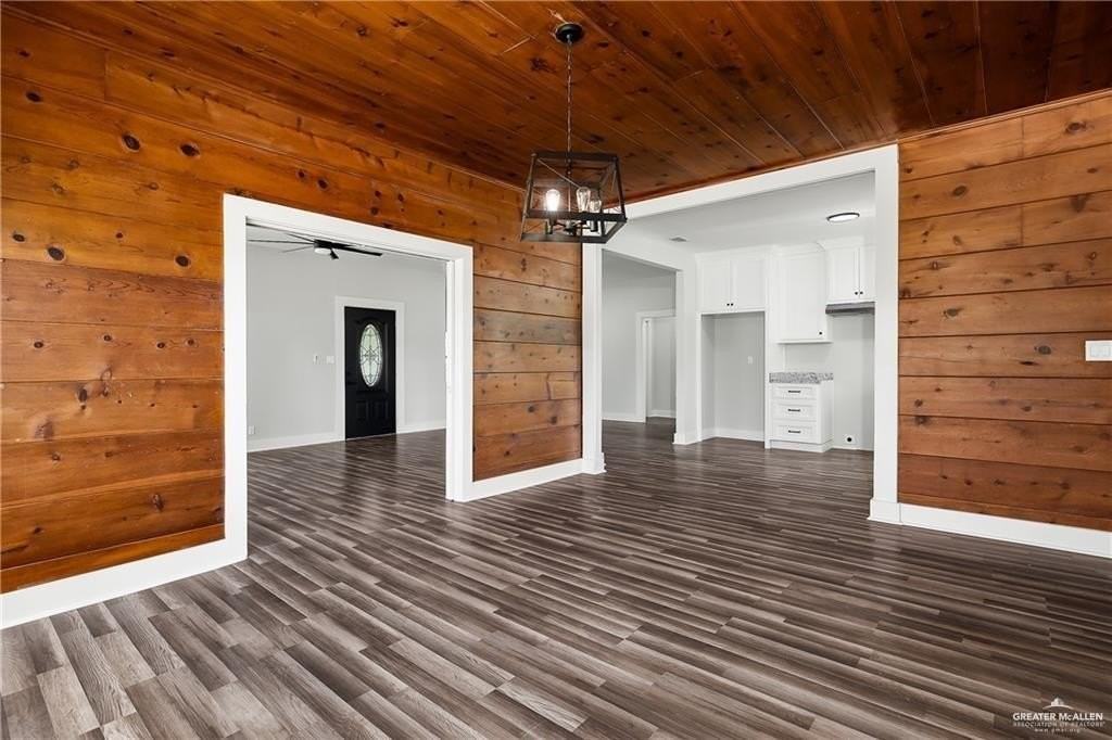 620 W Hill Dr - Photo 6 of 22