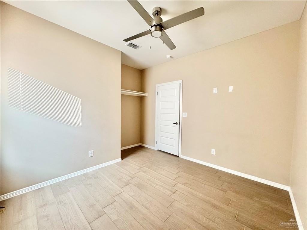 3105 W Driftwood St #4 - Photo 6 of 13