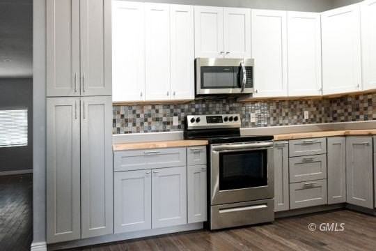 725 S Fegan St - Photo 7 of 18
