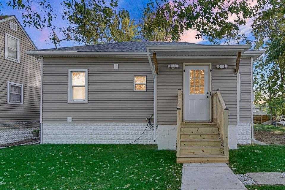 1047 Ralston St - Photo 2 of 29