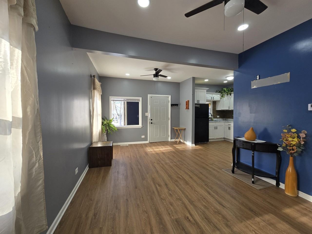 1047 Ralston St - Photo 5 of 29