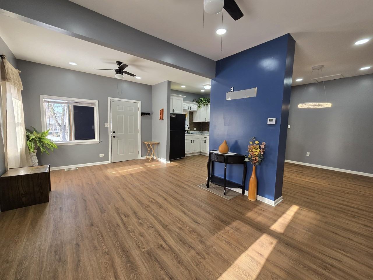 1047 Ralston St - Photo 6 of 29