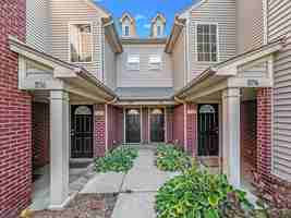 featured image of 1112 Addington Ln