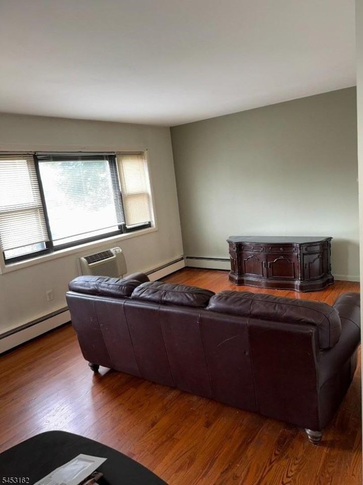 2 Colonial Dr #J - Photo 7 of 18