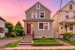 33 Franklin Ave - Photo 1 of 1