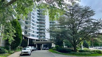 featured image of 1 Claridge Dr #1000