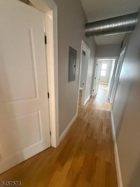 372 E 27th St #201 - Photo 4 of 8