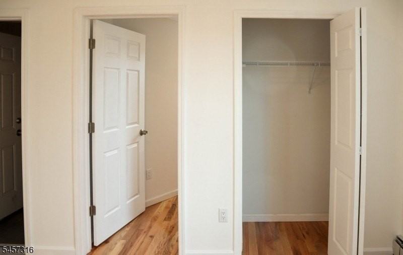 373 N 6th St #2R - Photo 4 of 8