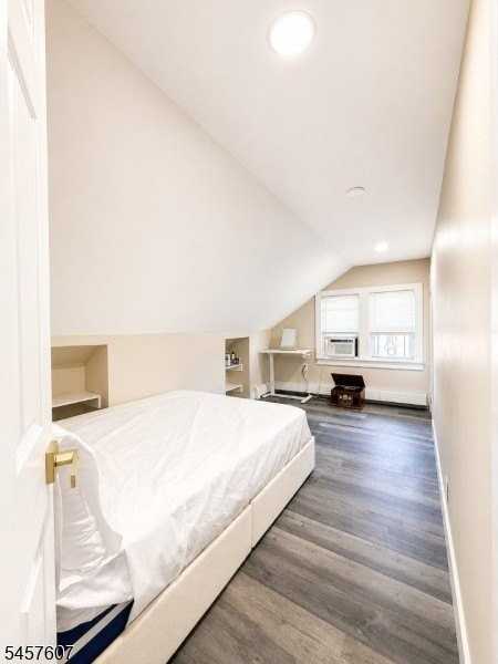 936 Stuyvesant Ave Ste 3rd - Photo 6 of 9