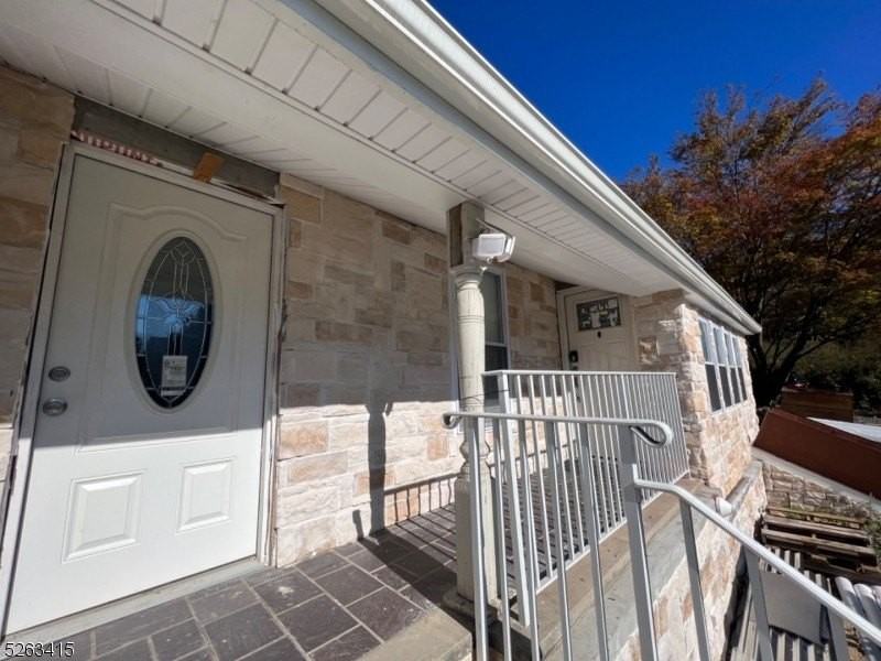 94 Garside Ave - Photo 2 of 10