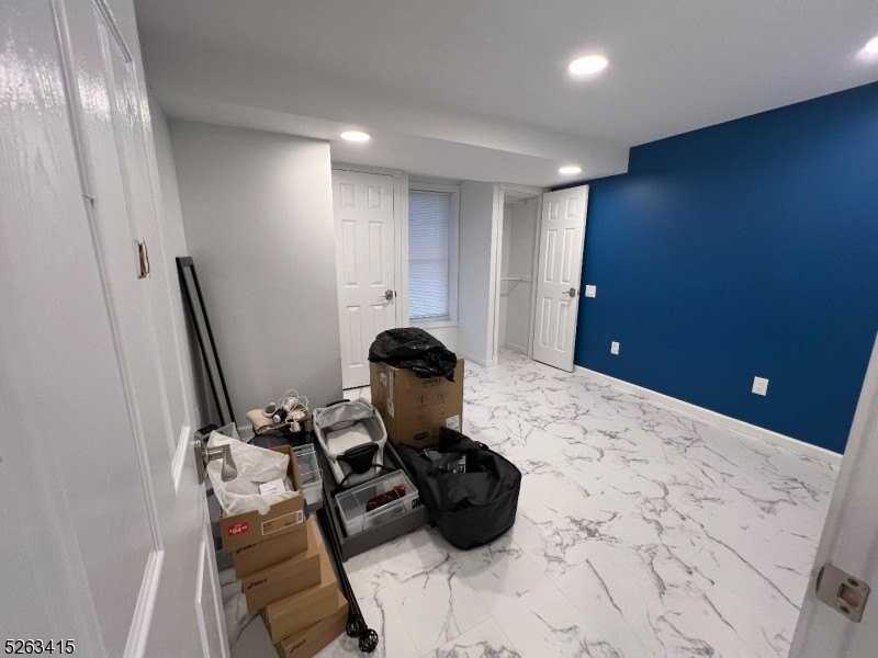 94 Garside Ave - Photo 7 of 10