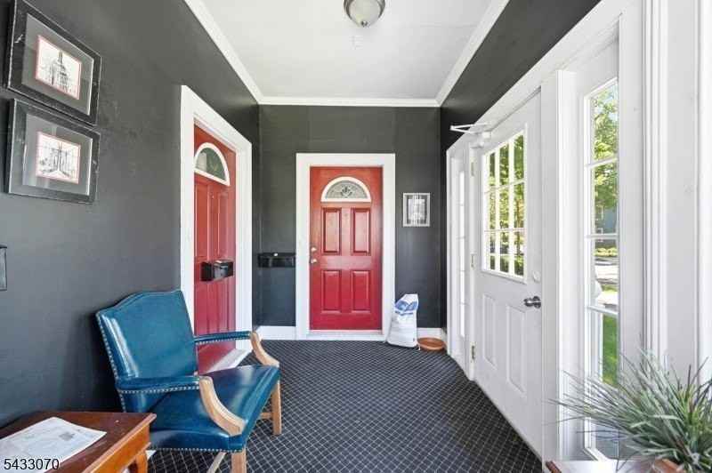 82 Maple Ave - Photo 3 of 17