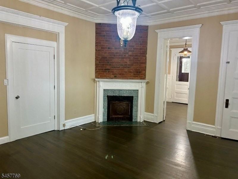 87 W Clinton St #1 - Photo 3 of 13