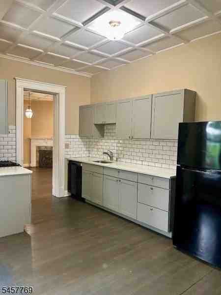 87 W Clinton St #1 - Photo 6 of 13